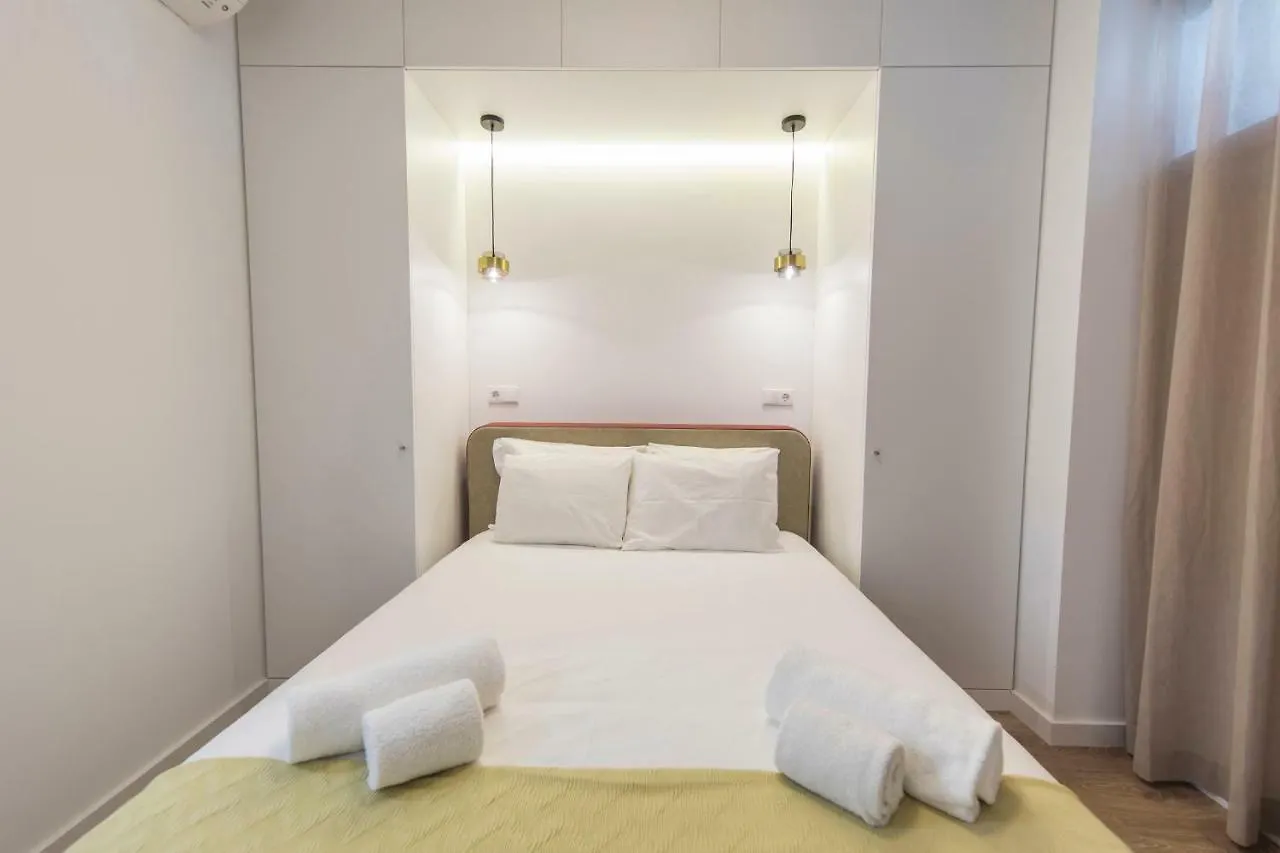 Chiado Cosmopolitan Apartments Лиссабон