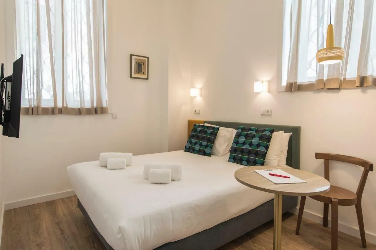 Chiado Cosmopolitan Apartments Лиссабон